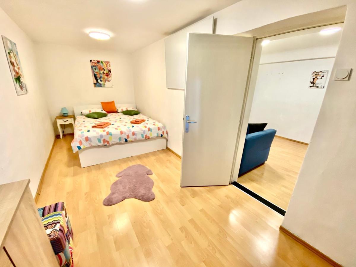 1Br Apartment On The Most Beautiful Street In Ljubljana Center المظهر الخارجي الصورة